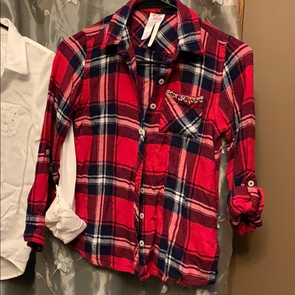 Shirts - Picture 2 of 3